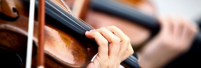 Evite dores e lesões ao tocar um instrumento musical